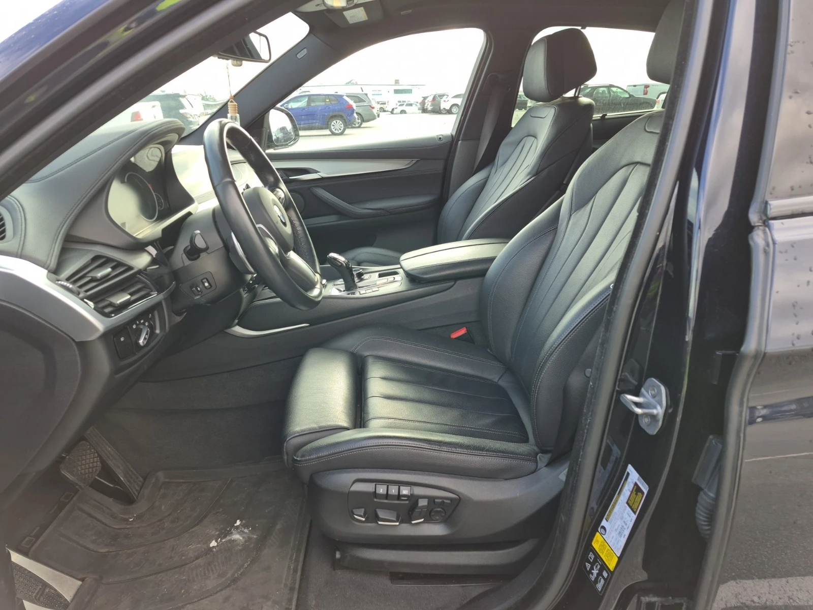 BMW X6 35i * M ПАКЕТ * HEAD UP * HK * СЕРВИЗНА ИСТОРИЯ * , снимка 5 - Автомобили и джипове - 54116872