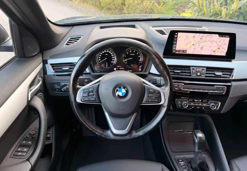 BMW X1 xDrive 25e Advantage ACC Harman/Kardon HeadUp, снимка 9 - Автомобили и джипове - 54370711