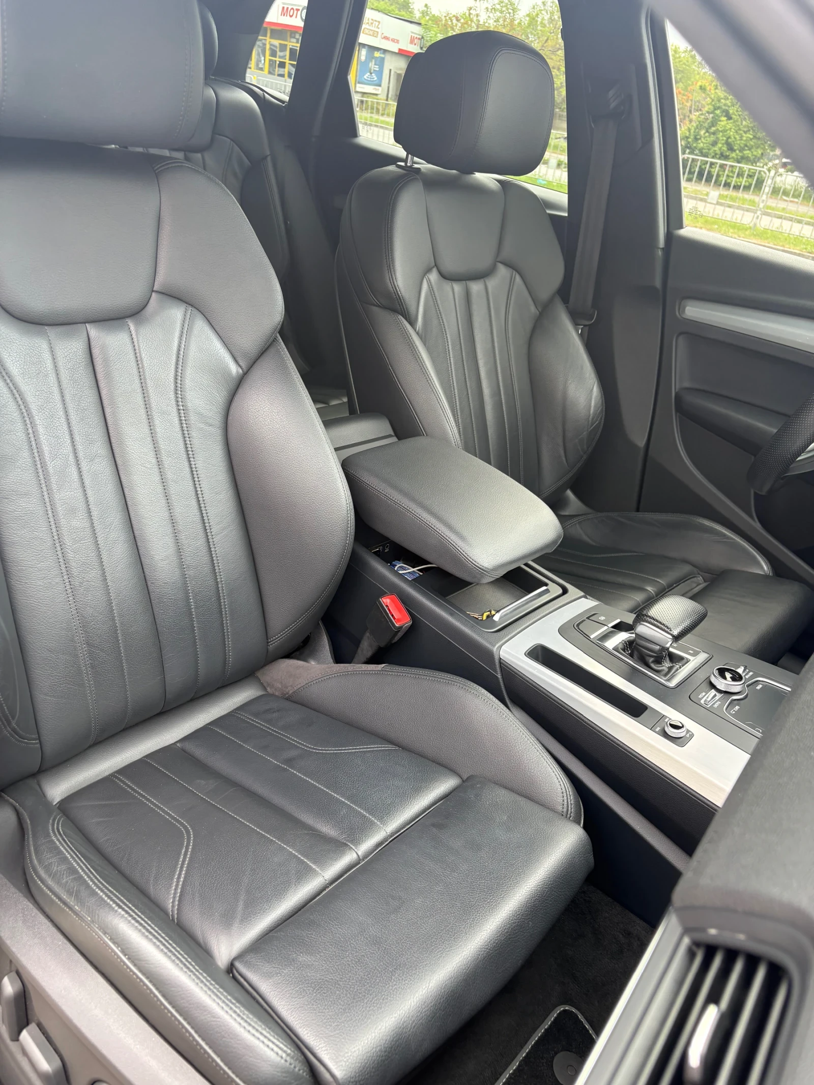 Audi Q5 S-Line, снимка 13 - Автомобили и джипове - 54495427