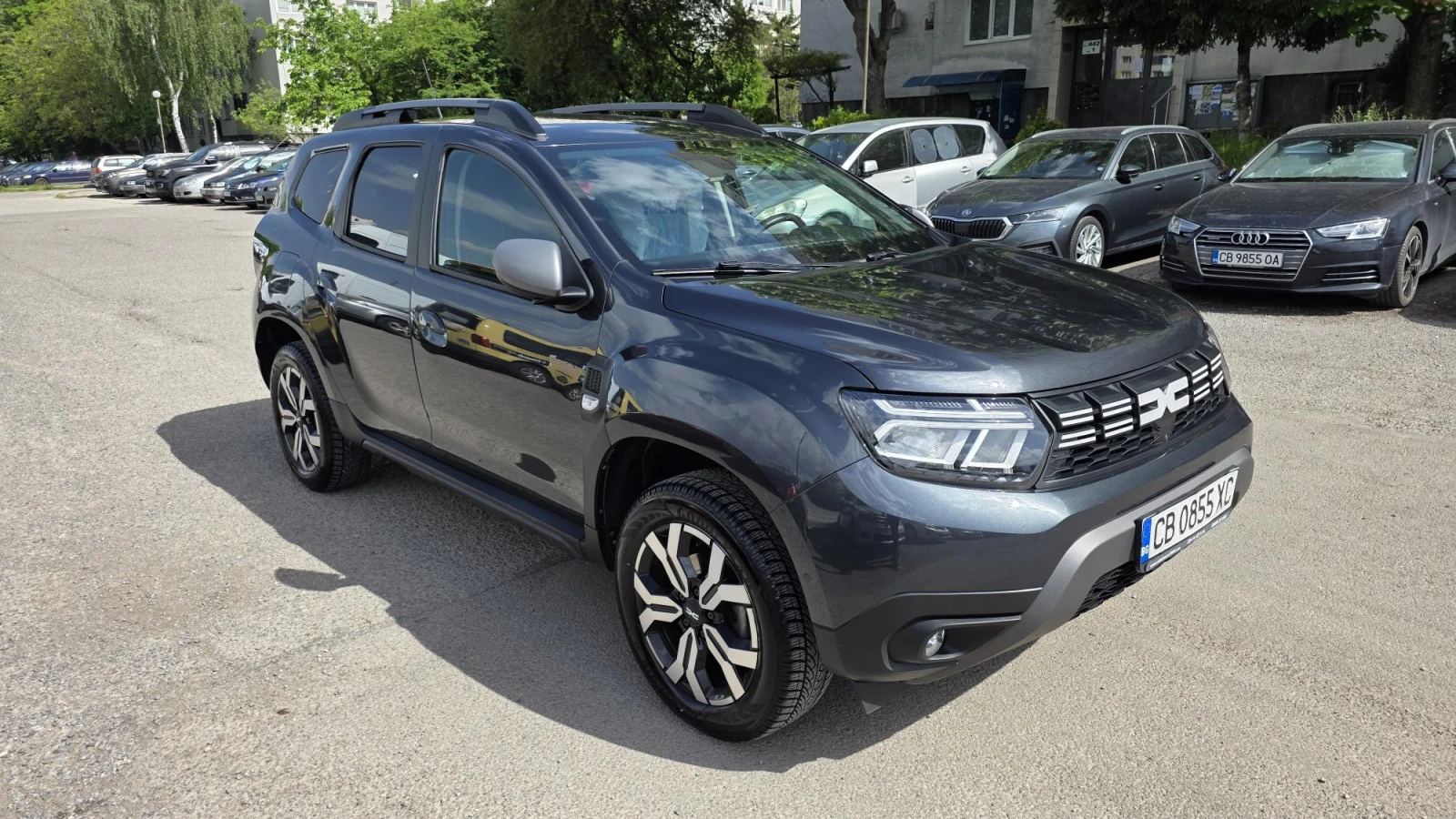 Dacia Duster, снимка 12 - Автомобили и джипове - 54737079