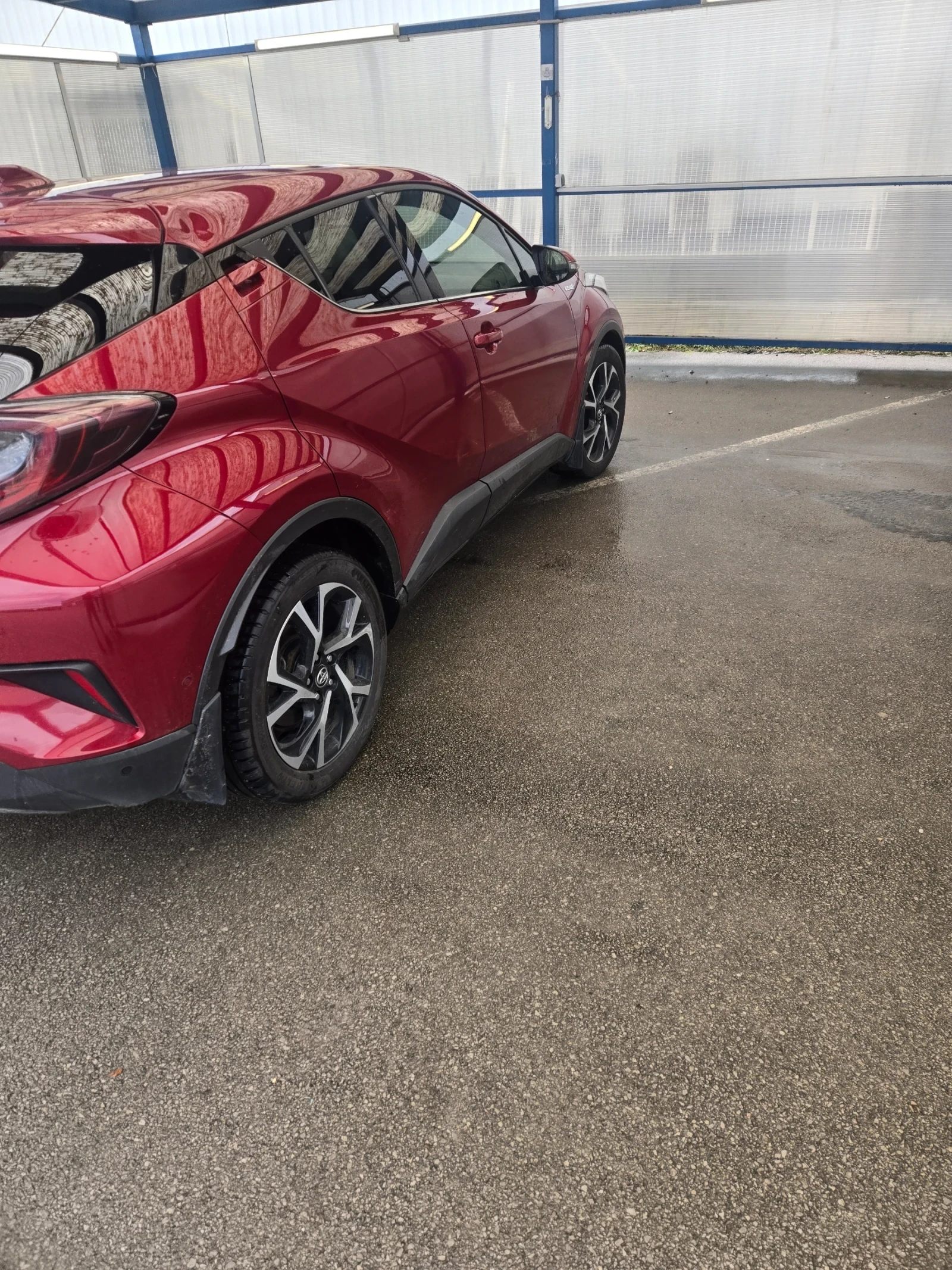 Toyota C-HR Hybrid, снимка 2 - Автомобили и джипове - 54762215
