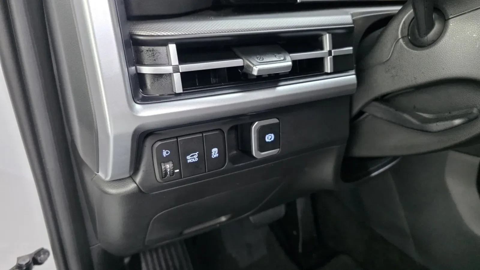 Hyundai Santa fe 1.6 HEV* 360* KEYLESS* ПОДГРЕВ ВОЛАН* , снимка 10 - Автомобили и джипове - 55330751