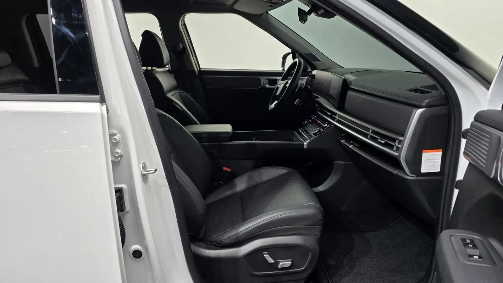 Hyundai Santa fe 1.6 HEV* 360* KEYLESS* ПОДГРЕВ ВОЛАН* , снимка 4 - Автомобили и джипове - 55330751