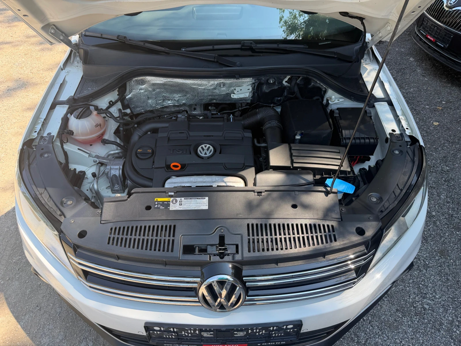 VW Tiguan 1.4TSI* 4Motion* Facelift, снимка 14 - Автомобили и джипове - 55614012