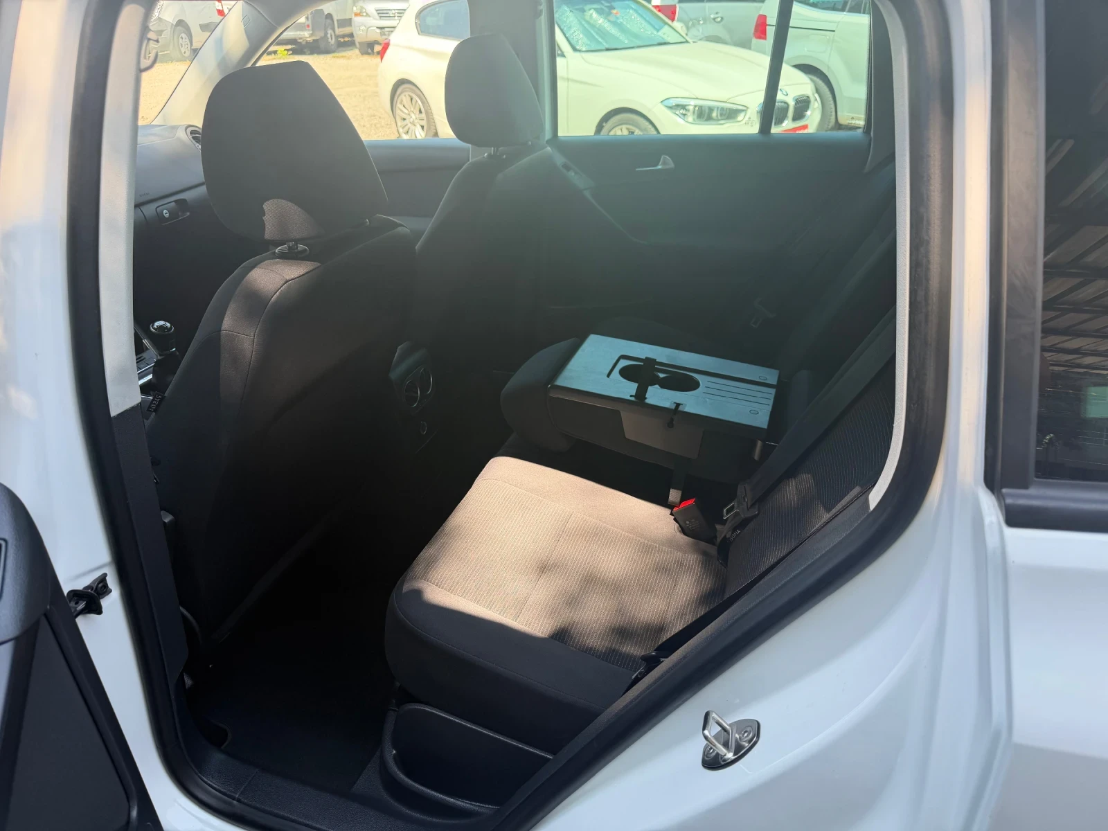 VW Tiguan 1.4TSI* 4Motion* Facelift, снимка 12 - Автомобили и джипове - 55614012
