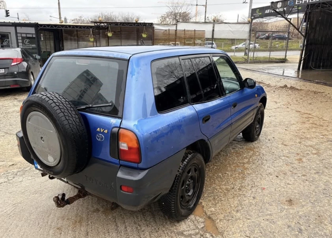 Toyota Rav4 2.0 , снимка 3 - Автомобили и джипове - 55868494