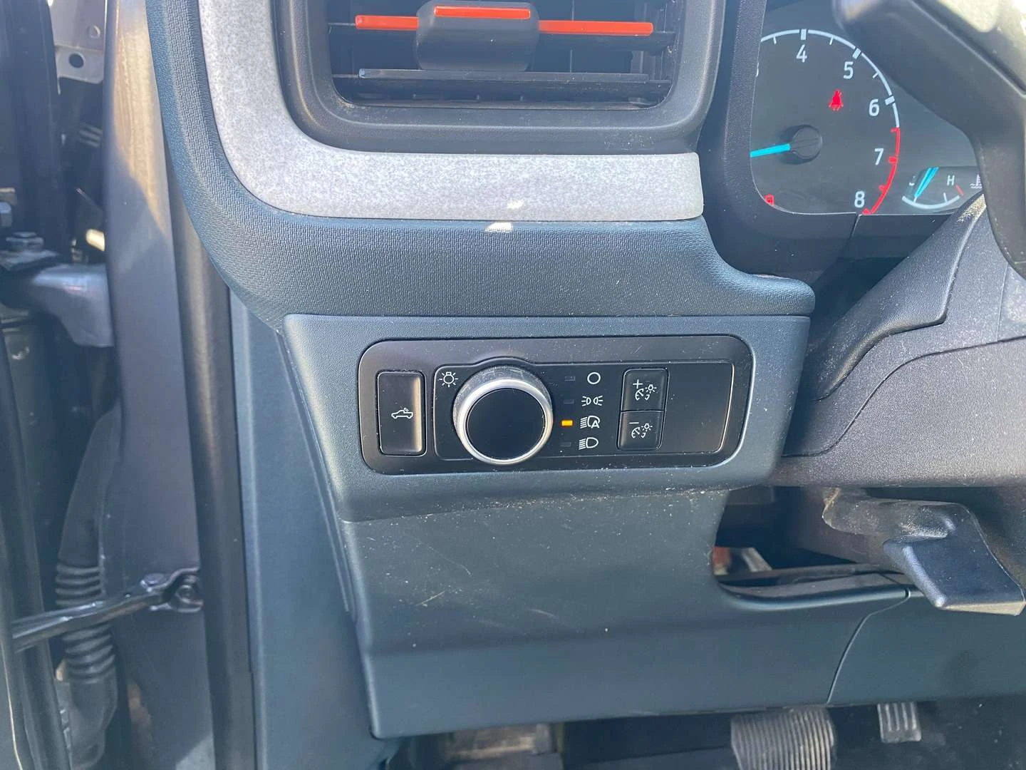 Ford Maverick, снимка 12 - Автомобили и джипове - 56021828