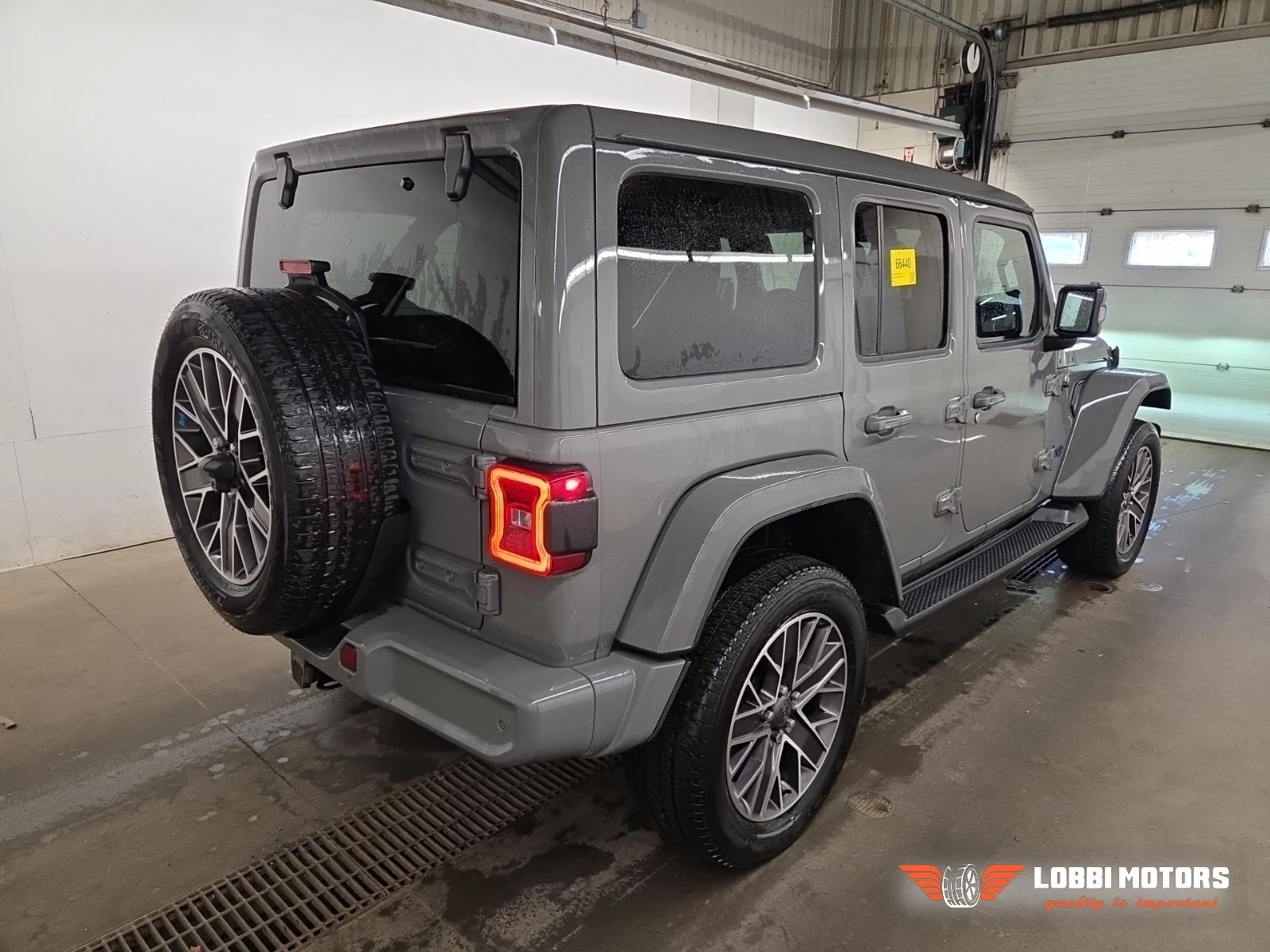 Jeep Wrangler, снимка 3 - Автомобили и джипове - 56199224
