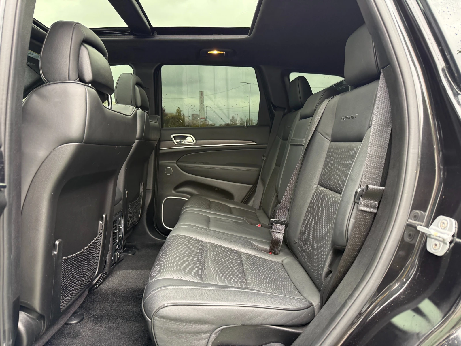 Jeep Grand cherokee SUMMIT, снимка 9 - Автомобили и джипове - 56516862
