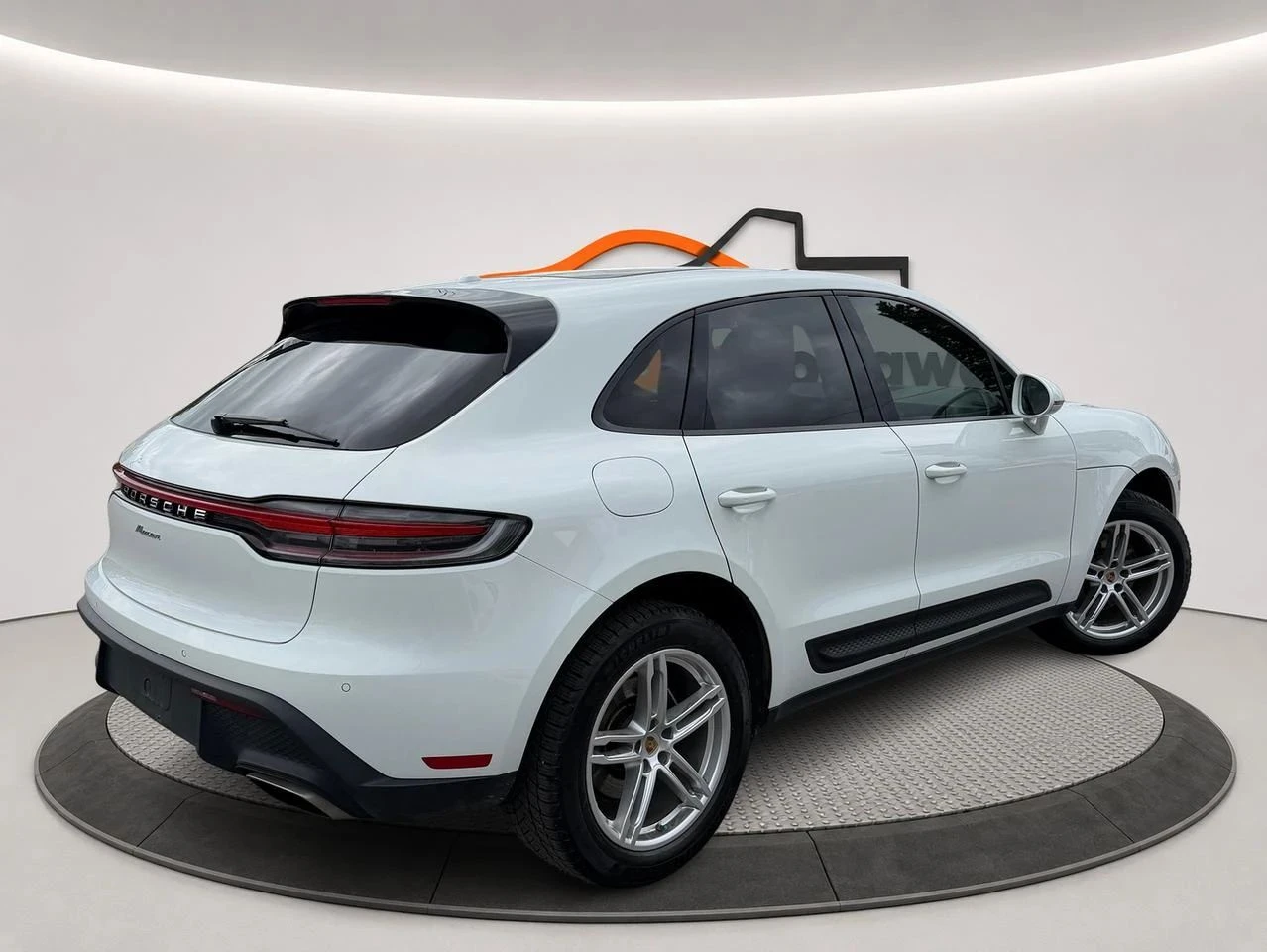 Porsche Macan, снимка 3 - Автомобили и джипове - 56684939