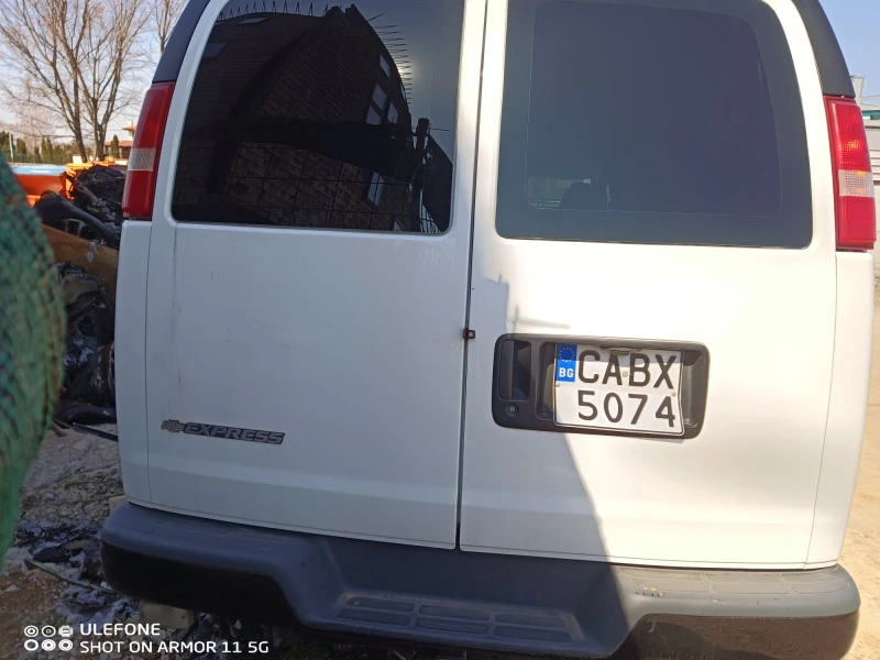 Chevrolet Express, снимка 12 - Бусове и автобуси - 47974033