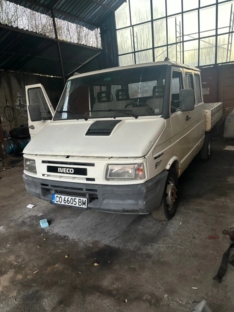 Iveco 35-8 Бордово 35.8, снимка 1 - Бусове и автобуси - 47888980