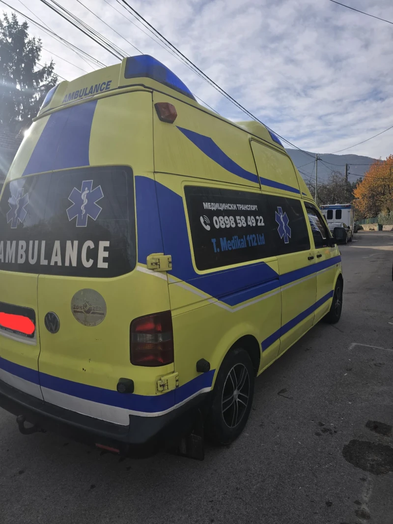 VW T5, снимка 5 - Бусове и автобуси - 53386504