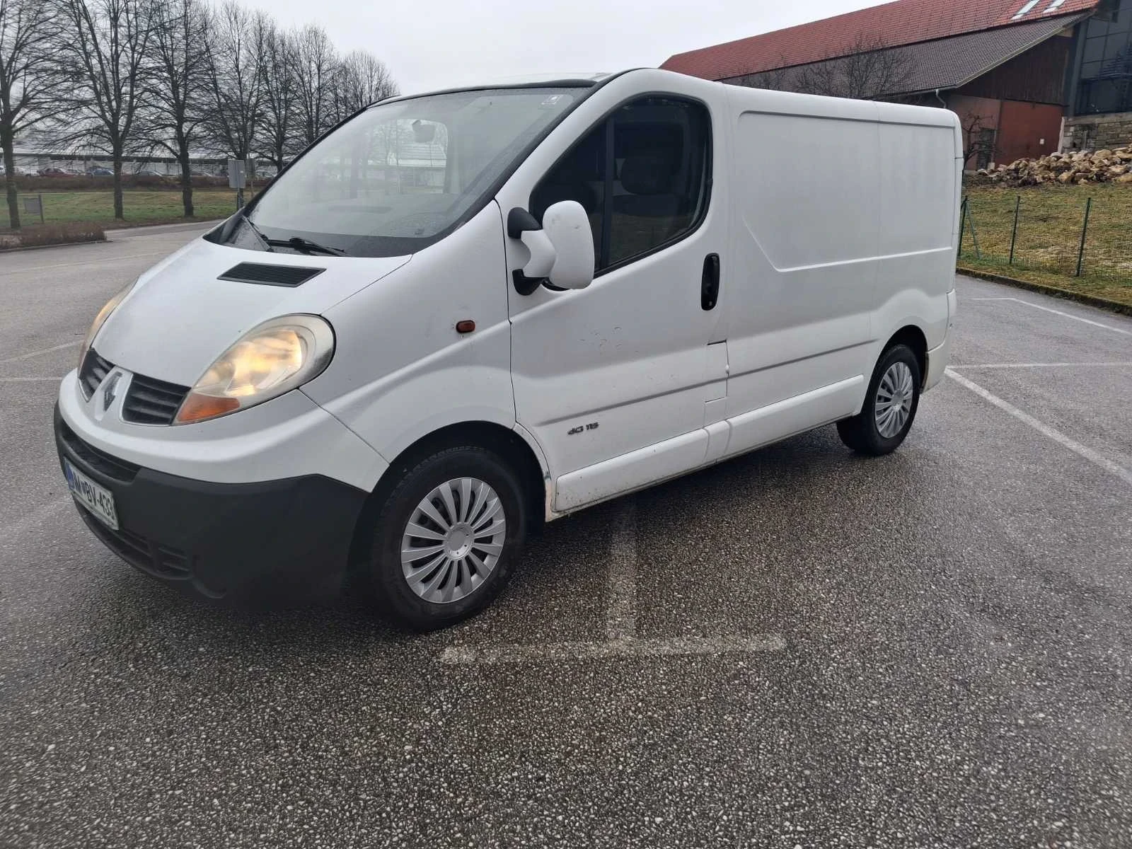 Renault Trafic 2.0DCI KLIMATIK, снимка 3 - Бусове и автобуси - 53809823