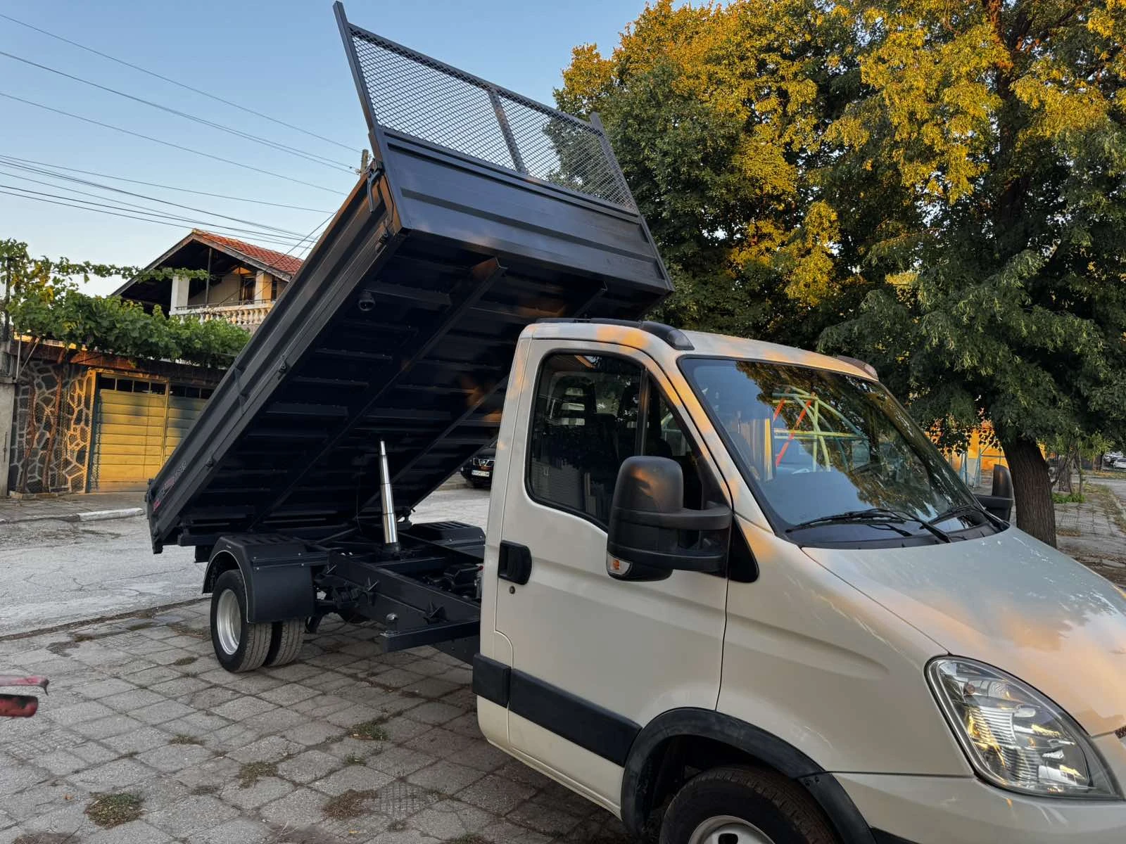 Iveco Daily 3.0 - 35c15 4.10m каросерия