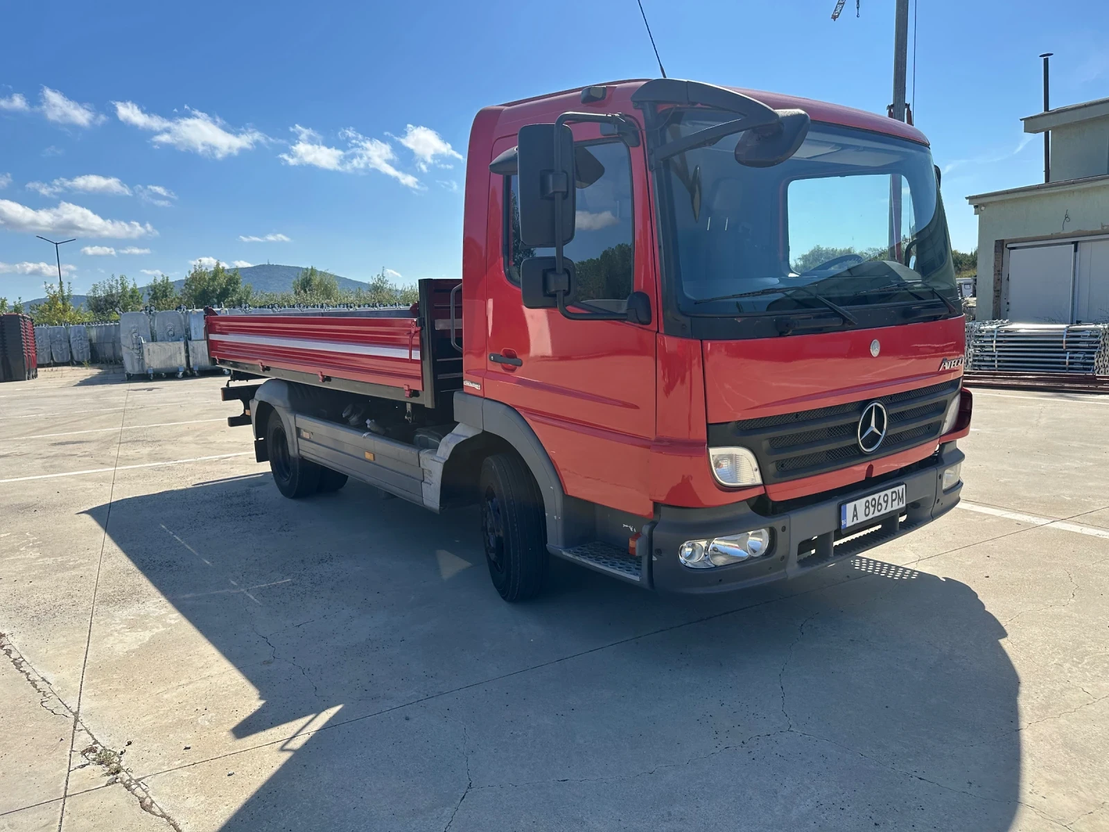 Mercedes-Benz Atego 816 тристранен самосвал - изображение 9