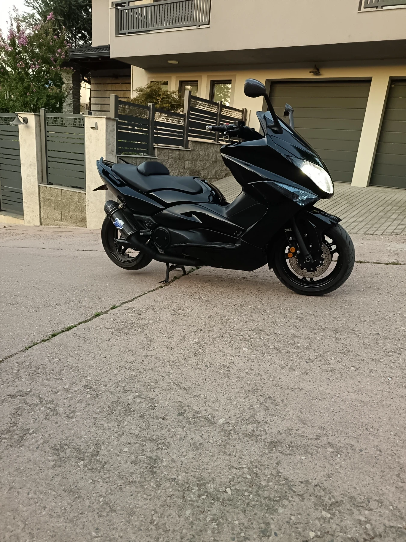 Yamaha T-max