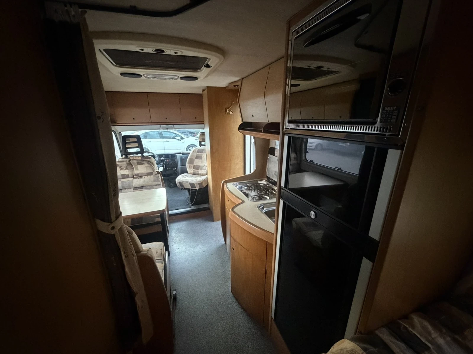 Кемпер Laika EcoVip 1.1 Fiat Dukato 2.8 , снимка 14 - Каравани и кемпери - 55927833