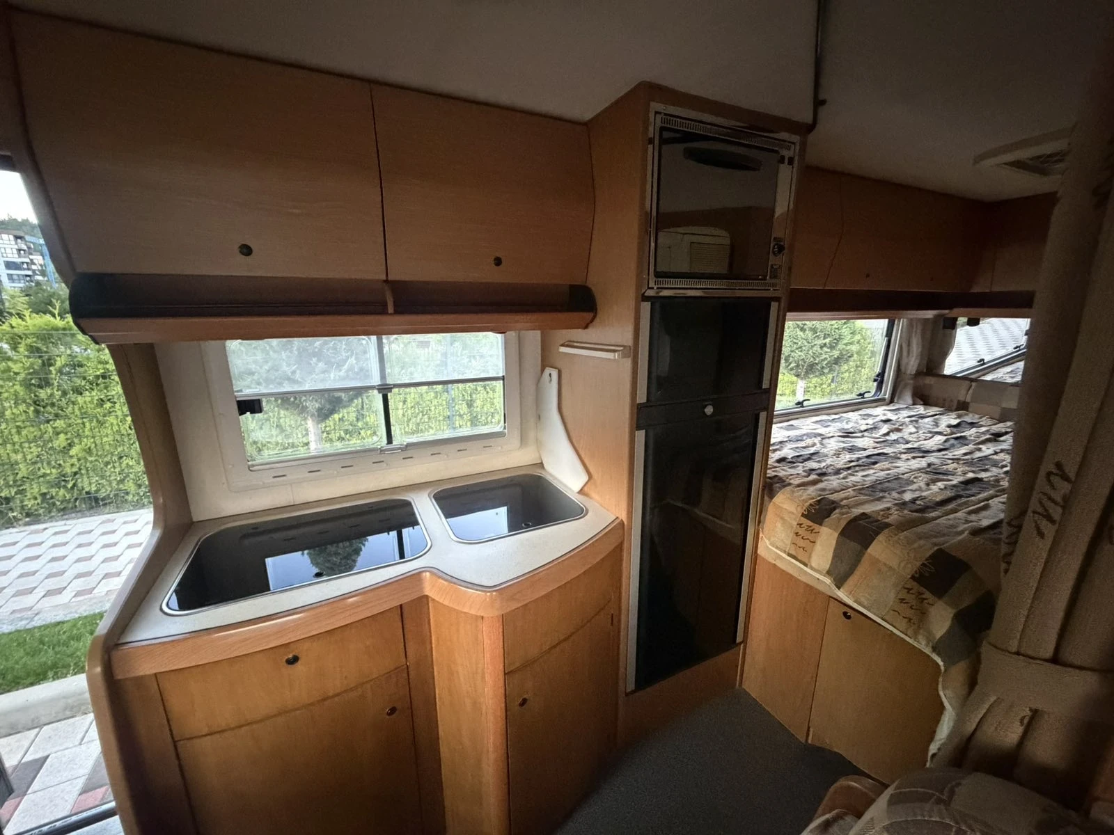 Кемпер Laika EcoVip 1.1 Fiat Dukato 2.8 , снимка 11 - Каравани и кемпери - 55927833