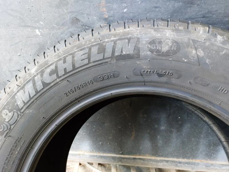 Гуми Летни 215/60R16, снимка 4 - Гуми и джанти - 37108643