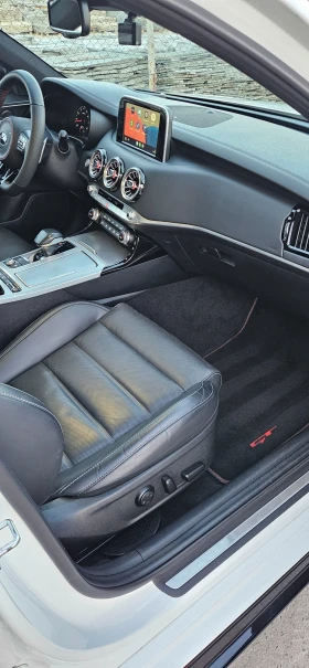 Kia Stinger Европейка, 3.3 бензин, BASTUCK без аналог , ТОП !!, снимка 13