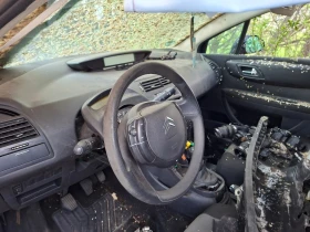 Citroen C4 1.6HDi НА ЧАСТИ, снимка 2
