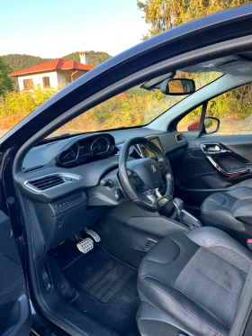Peugeot 208 Pano Avtomat, снимка 13