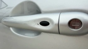 Renault Captur Самопаркиране, Bose, navi, key less, снимка 15