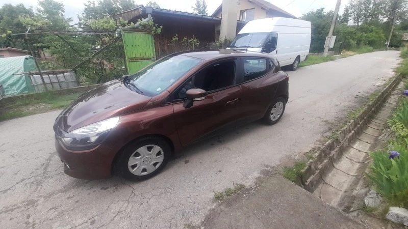 Renault Clio, снимка 2 - Автомобили и джипове - 41343659