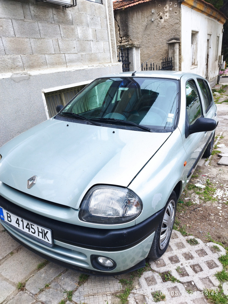 Renault Clio, снимка 5 - Автомобили и джипове - 45654791