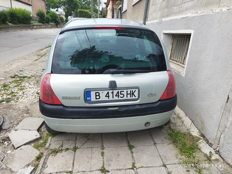 Renault Clio, снимка 3 - Автомобили и джипове - 45654791