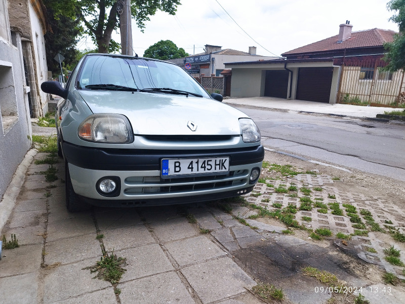 Renault Clio, снимка 9 - Автомобили и джипове - 45654791