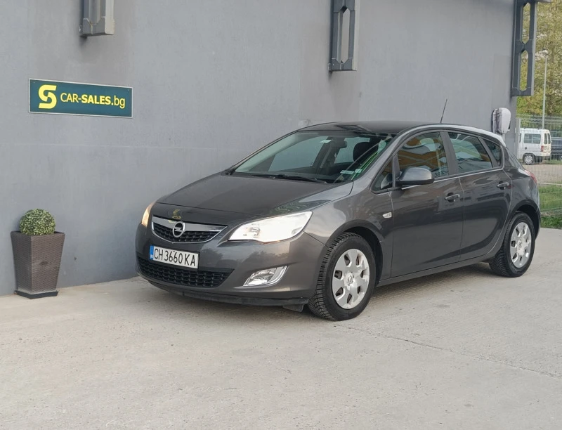 Opel Astra 1.7 CDTI, снимка 10 - Автомобили и джипове - 45709798