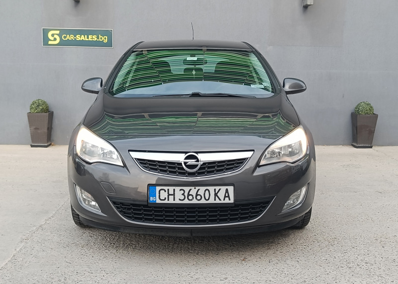 Opel Astra 1.7 CDTI, снимка 3 - Автомобили и джипове - 45709798