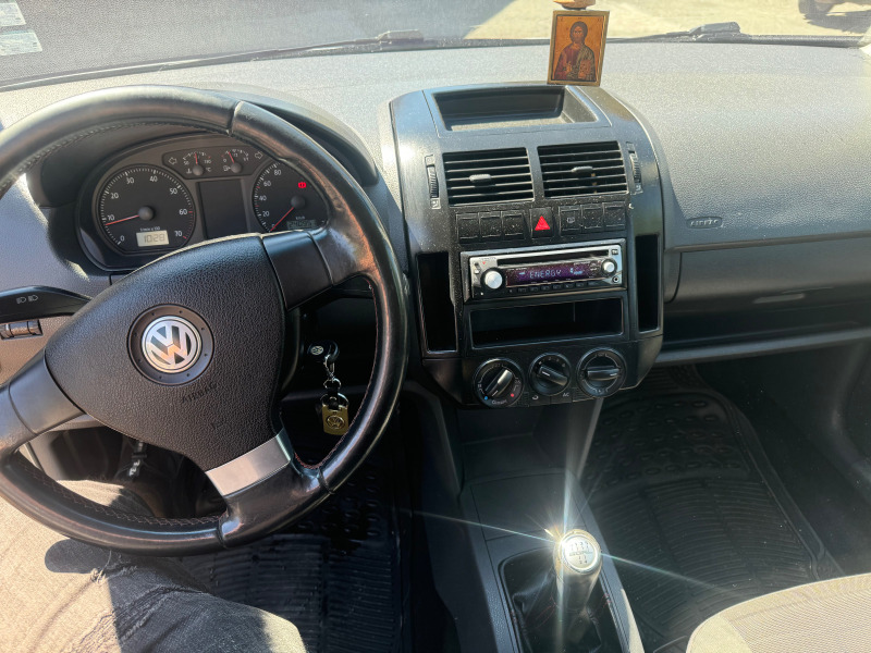 VW Polo 1.2 i, снимка 14 - Автомобили и джипове - 46373207