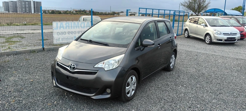 Toyota Verso S 1.33i kamera, снимка 1 - Автомобили и джипове - 47283530