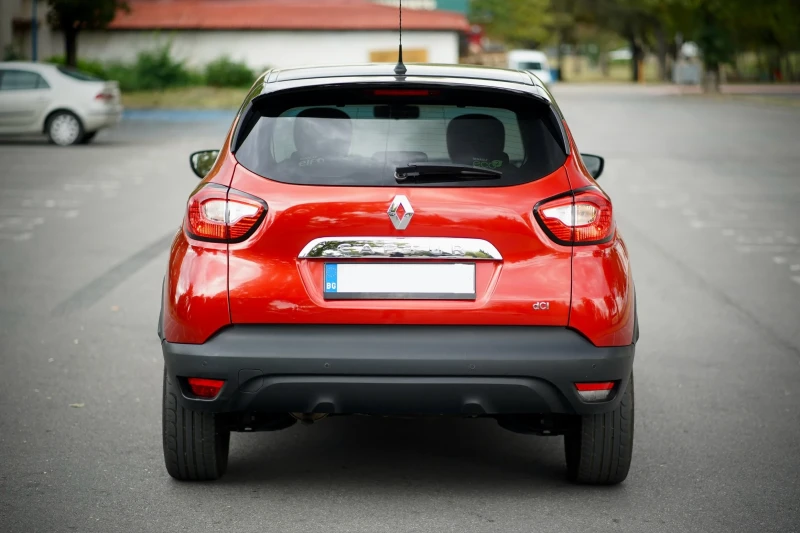 Renault Captur 1.5 dci, 6ск, NAVI, снимка 6 - Автомобили и джипове - 47574520