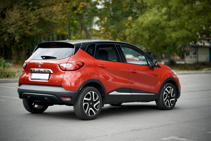 Renault Captur 1.5 dci, 6ск, NAVI, снимка 5 - Автомобили и джипове - 47574520