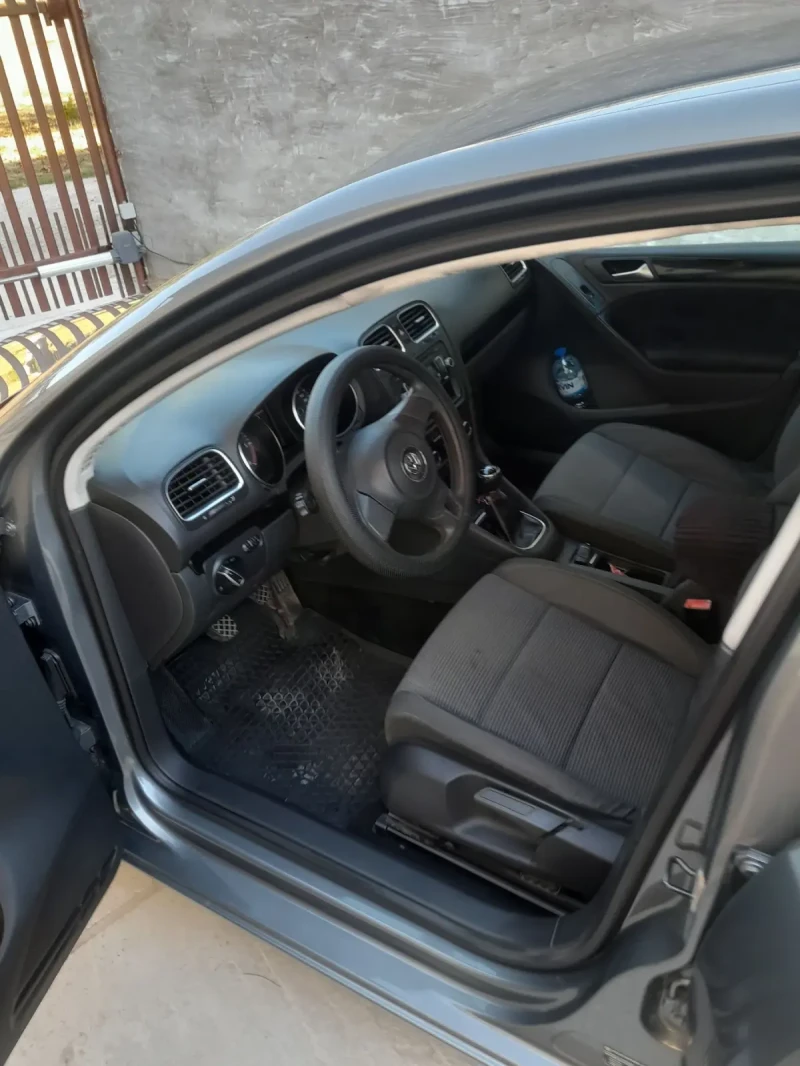 VW Golf 2.0 tdi-140 кс., снимка 7 - Автомобили и джипове - 47840263