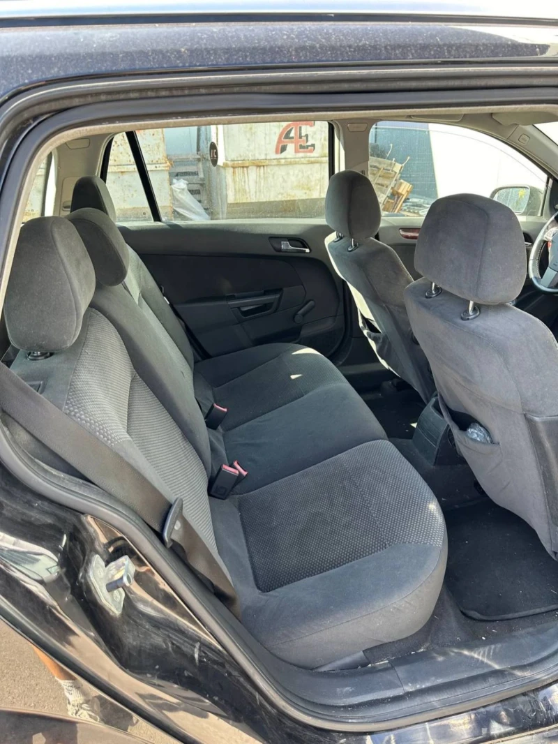 Opel Astra, снимка 17 - Автомобили и джипове - 47998709