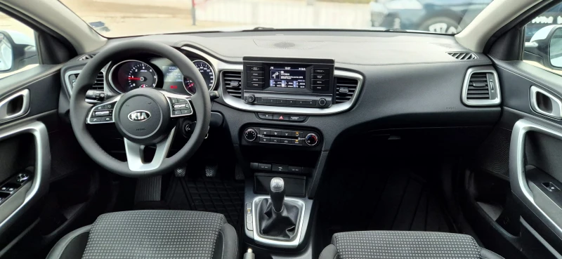 Kia Ceed 90493км. ; 2020г., снимка 11 - Автомобили и джипове - 48219008