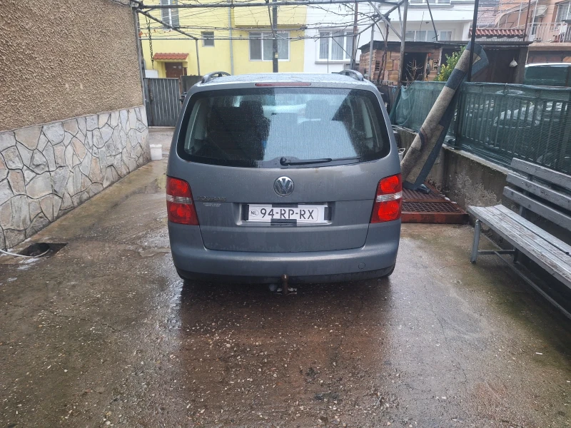 VW Touran, снимка 10 - Автомобили и джипове - 48464713