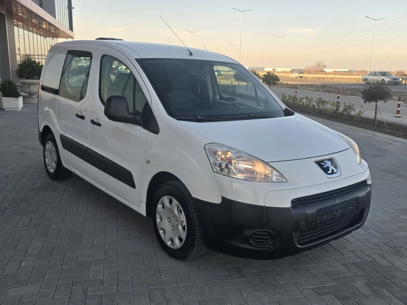 Peugeot Partner 1.6Hdi, снимка 3 - Автомобили и джипове - 48853656