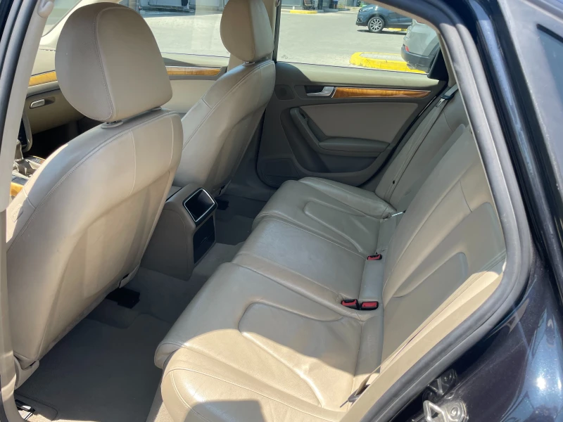 Audi A4 1.8 TFSI 160к.с. бензин/газ, снимка 10 - Автомобили и джипове - 52542807