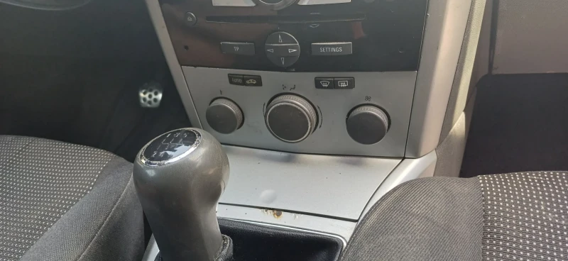 Opel Astra GTC, снимка 16 - Автомобили и джипове - 52806497