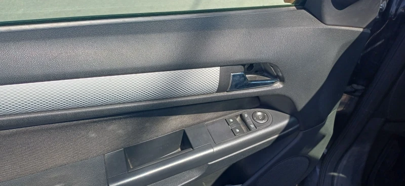 Opel Astra GTC, снимка 6 - Автомобили и джипове - 52806497