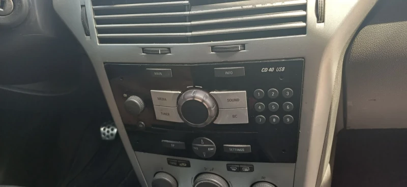 Opel Astra GTC, снимка 15 - Автомобили и джипове - 52806497