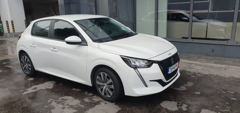 Peugeot 208, снимка 2 - Автомобили и джипове - 52629362