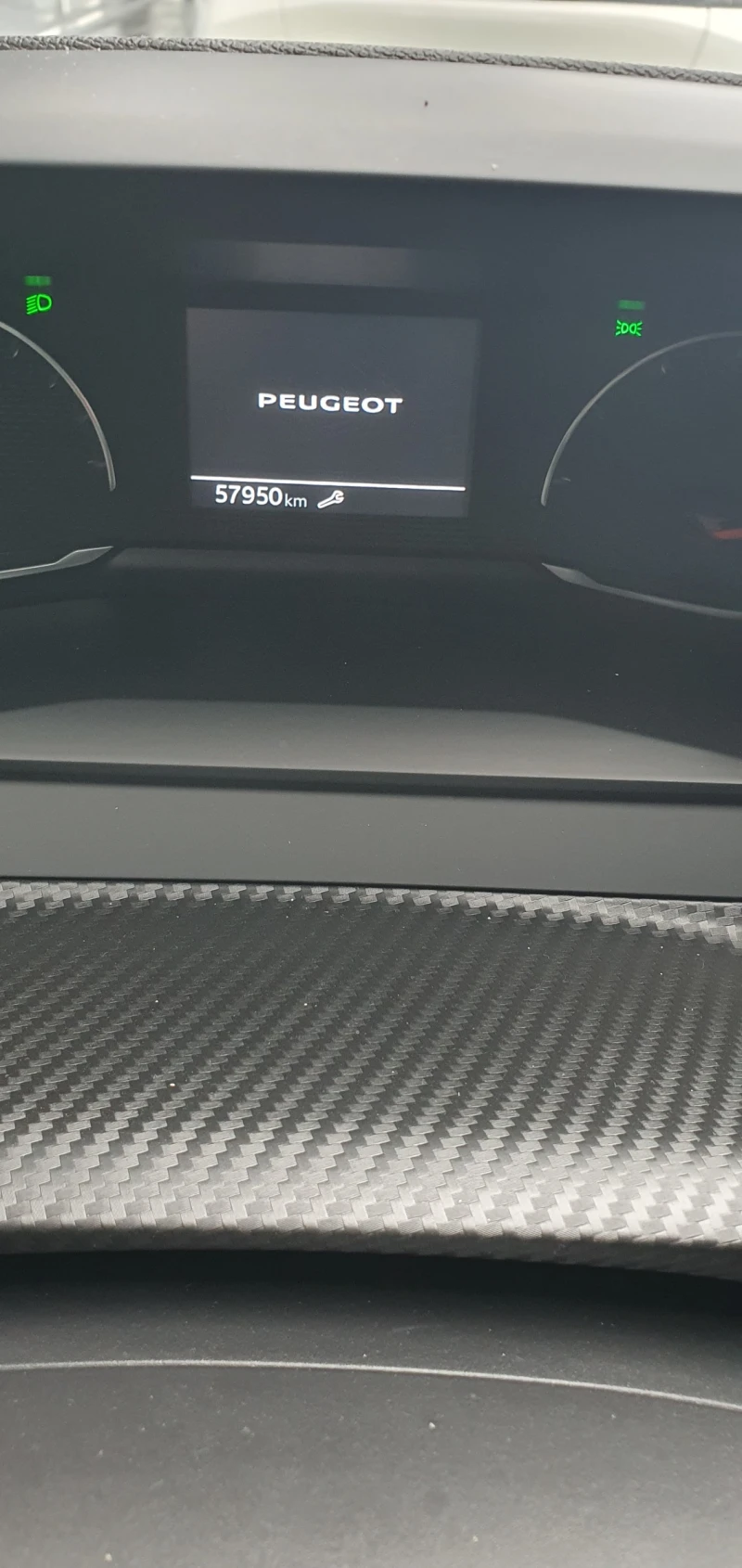 Peugeot 208, снимка 5 - Автомобили и джипове - 52629362