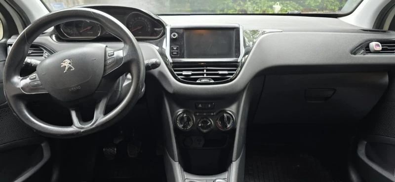 Peugeot 208 1.4 HDI, снимка 6 - Автомобили и джипове - 52680752